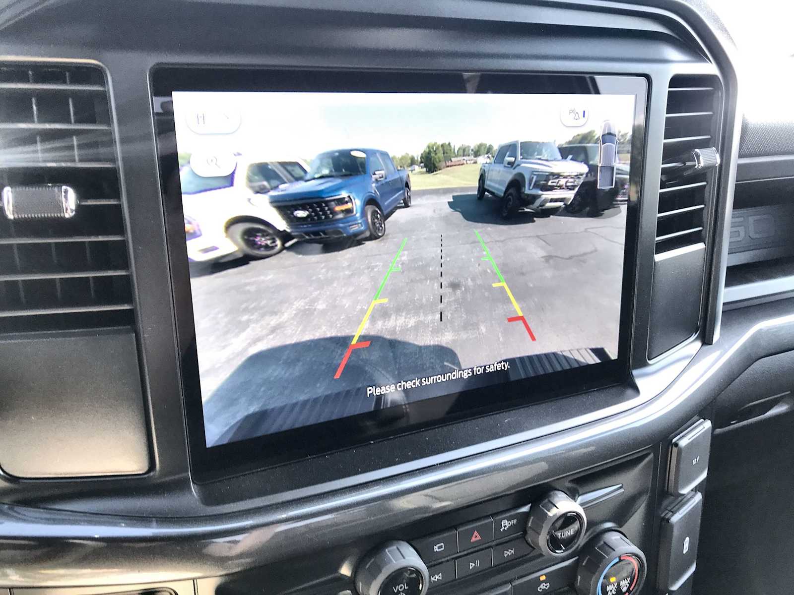 2025 Ford F-150 STX photo 17
