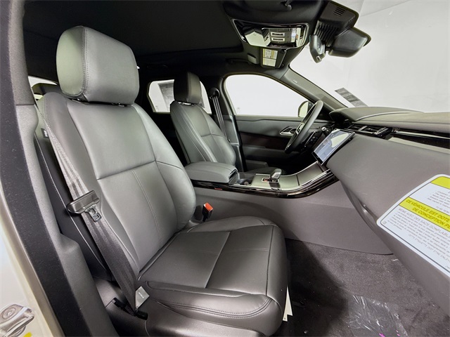 2026 Land Rover Range Rover Velar SE photo 29
