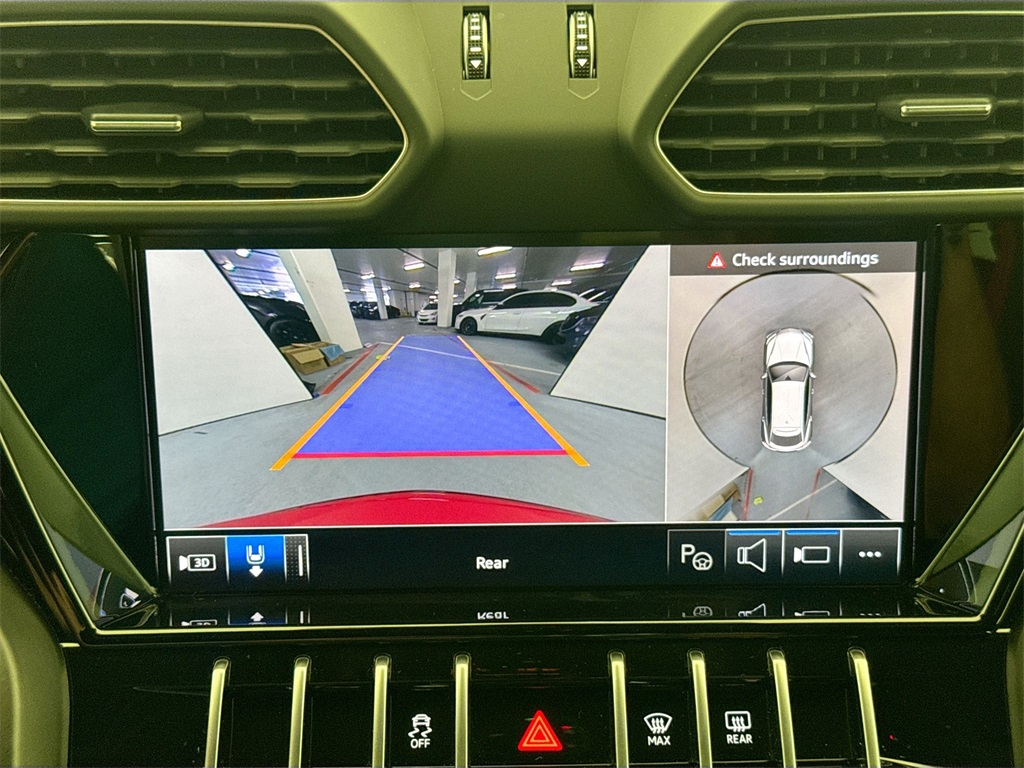 2024 Lamborghini Urus S photo 14