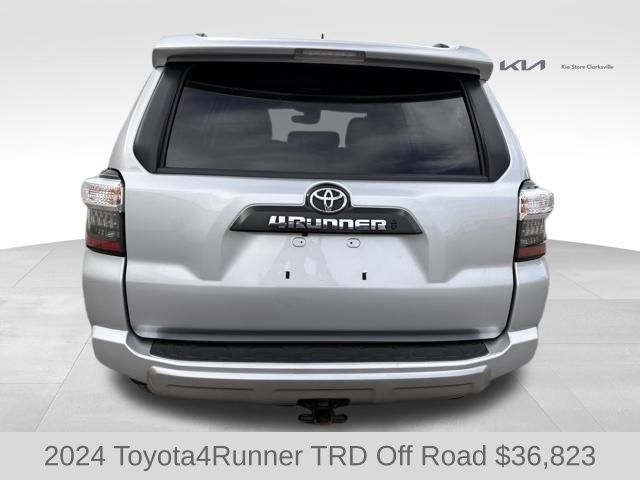 2024 Toyota 4Runner TRD Off-Road photo 2