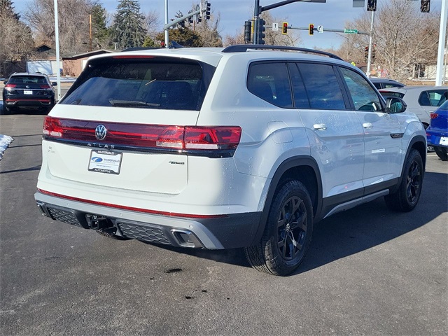 2025 Volkswagen Atlas Peak Edition SE photo 4