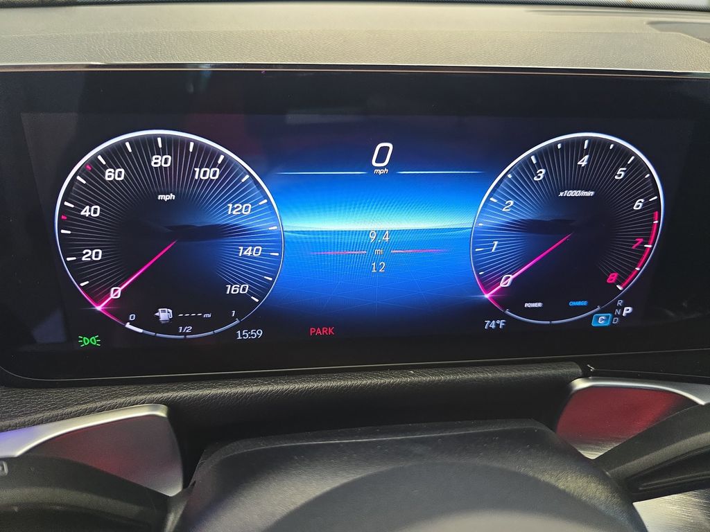 2025 Mercedes Benz GLB 250 photo 19