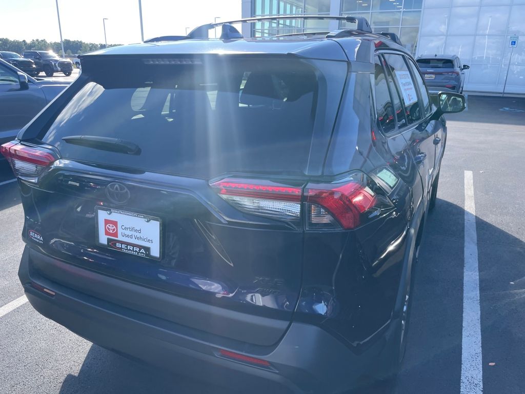 2023 Toyota RAV4 XLE photo 12