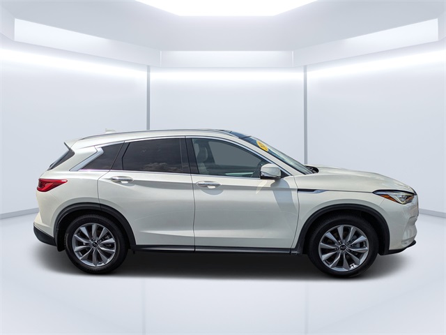 2020 Infiniti QX50 Luxe photo 2