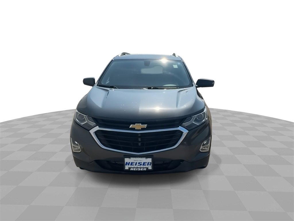 2018 Chevrolet Equinox LT photo 3