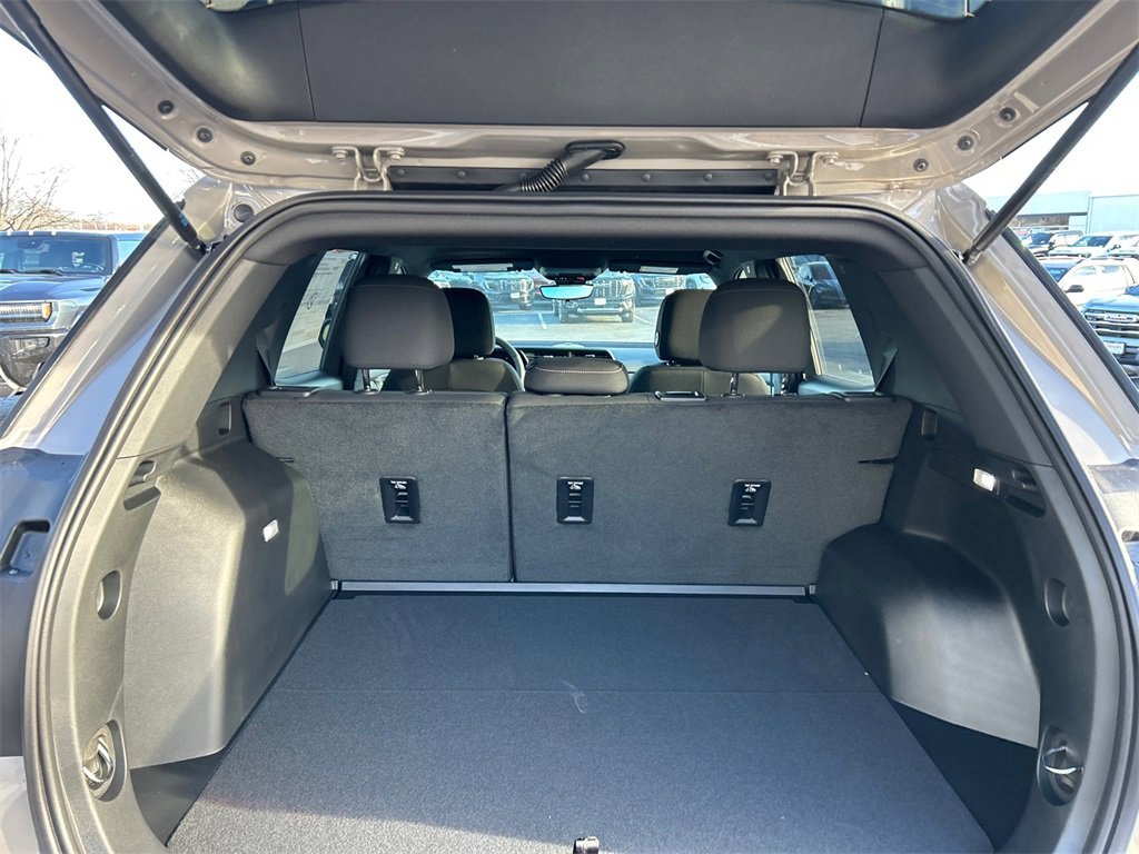 2026 GMC TERRAIN - Image 33