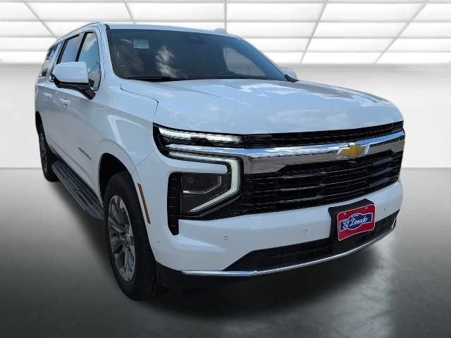 2025 Chevrolet Suburban LS's photo