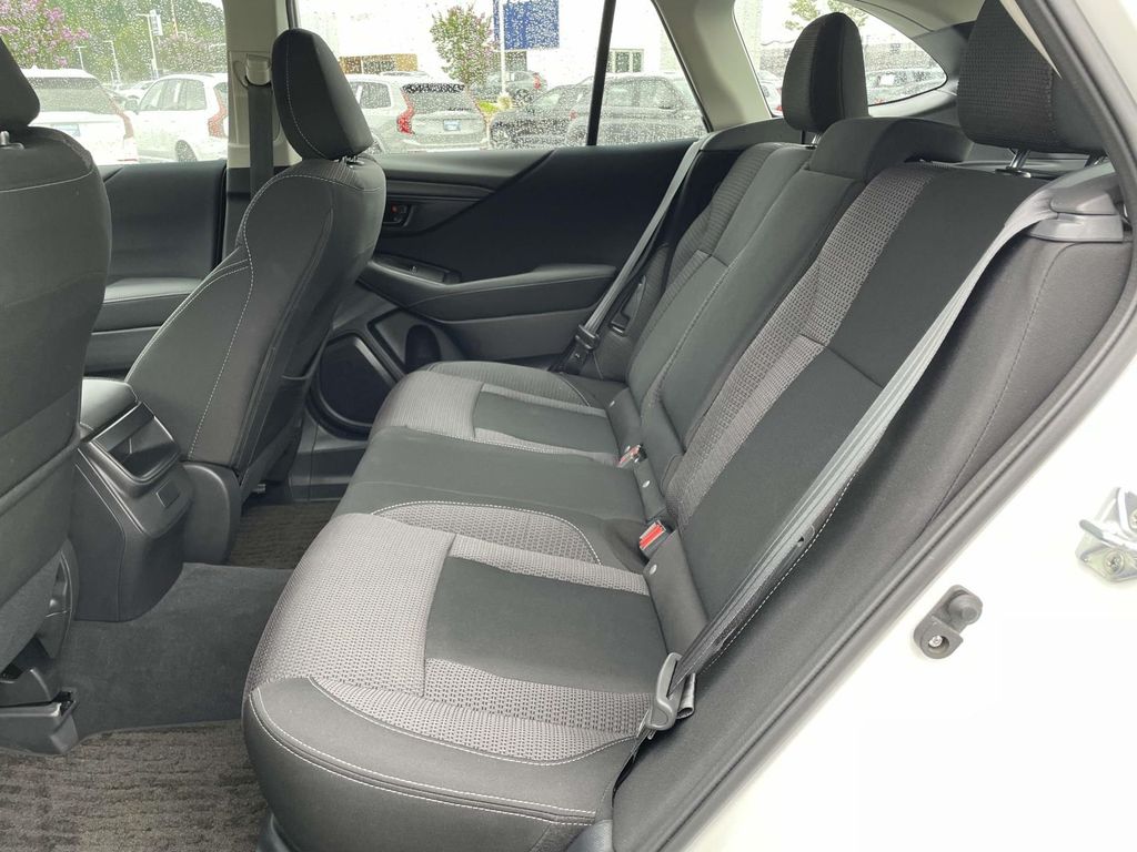 2024 Subaru Outback Base photo 3