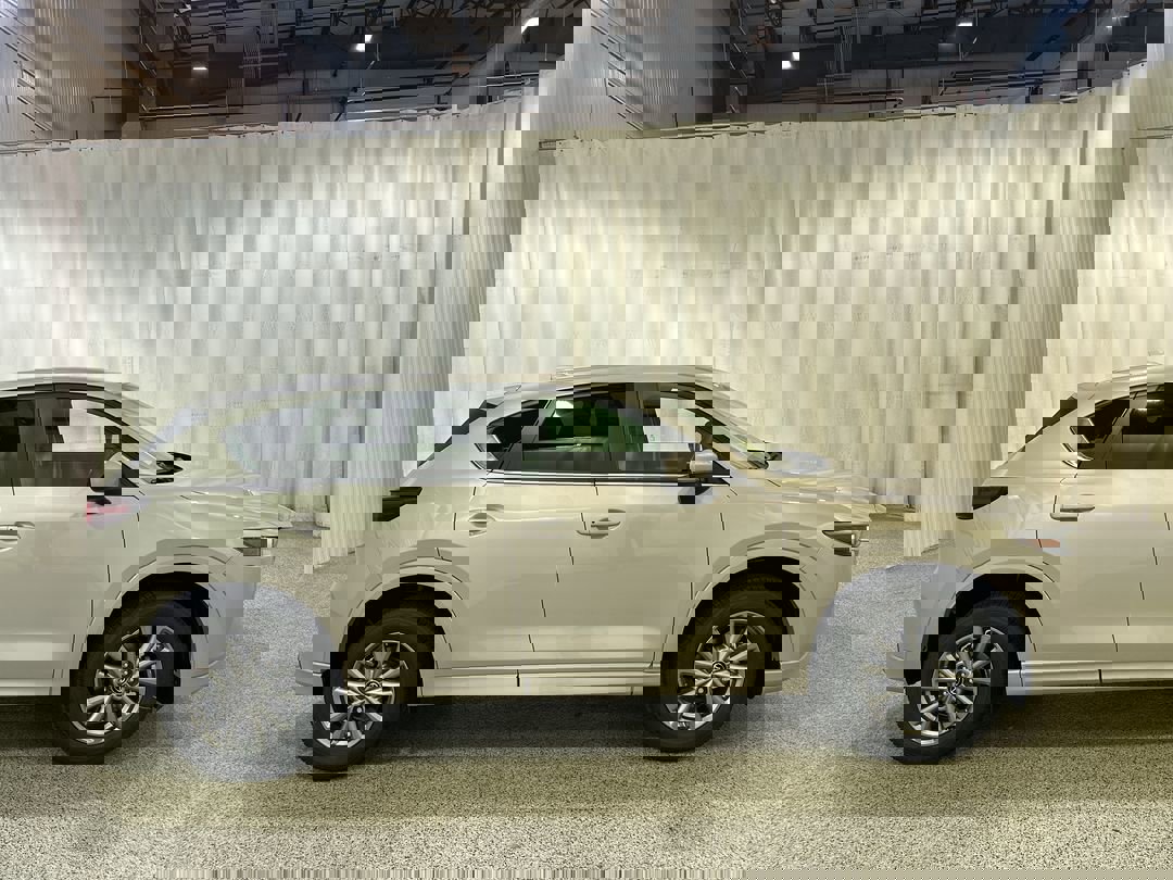 2025 Mazda CX-5 2.5 Select photo 3