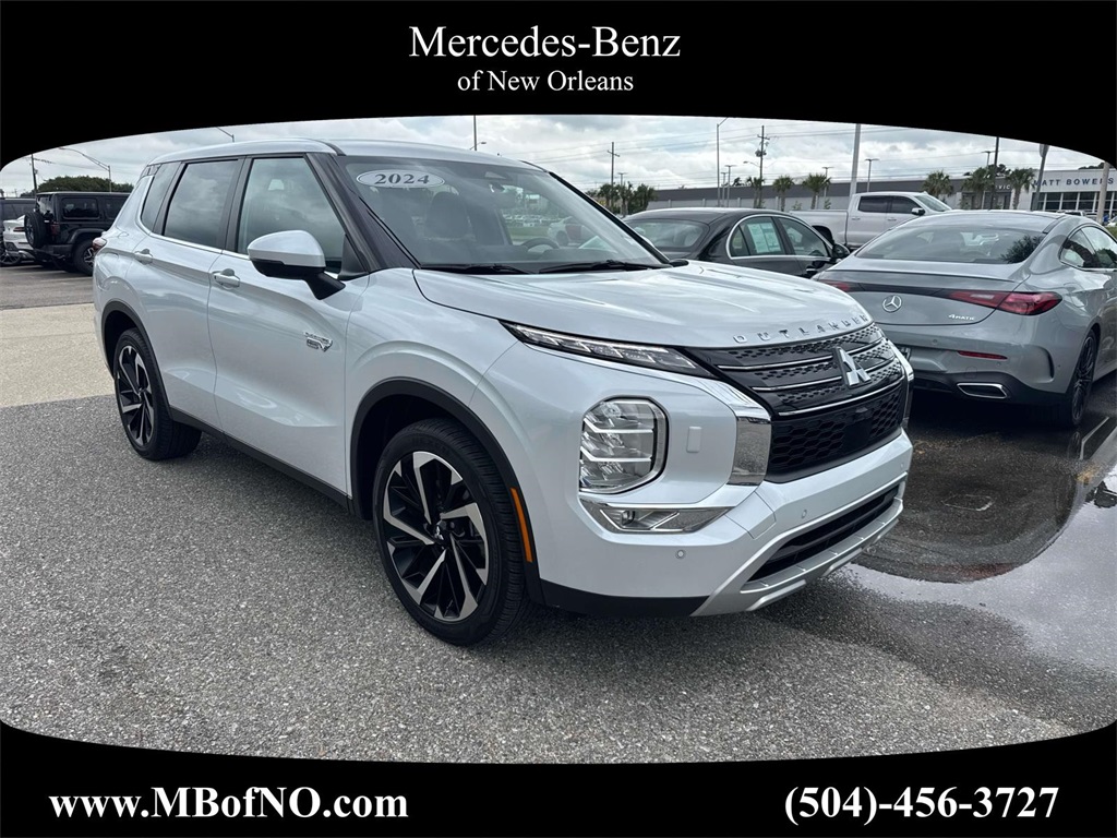 2024 Mitsubishi Outlander Plug-in Hybrid SE