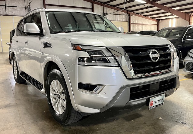 2022 Nissan Armada SV's photo