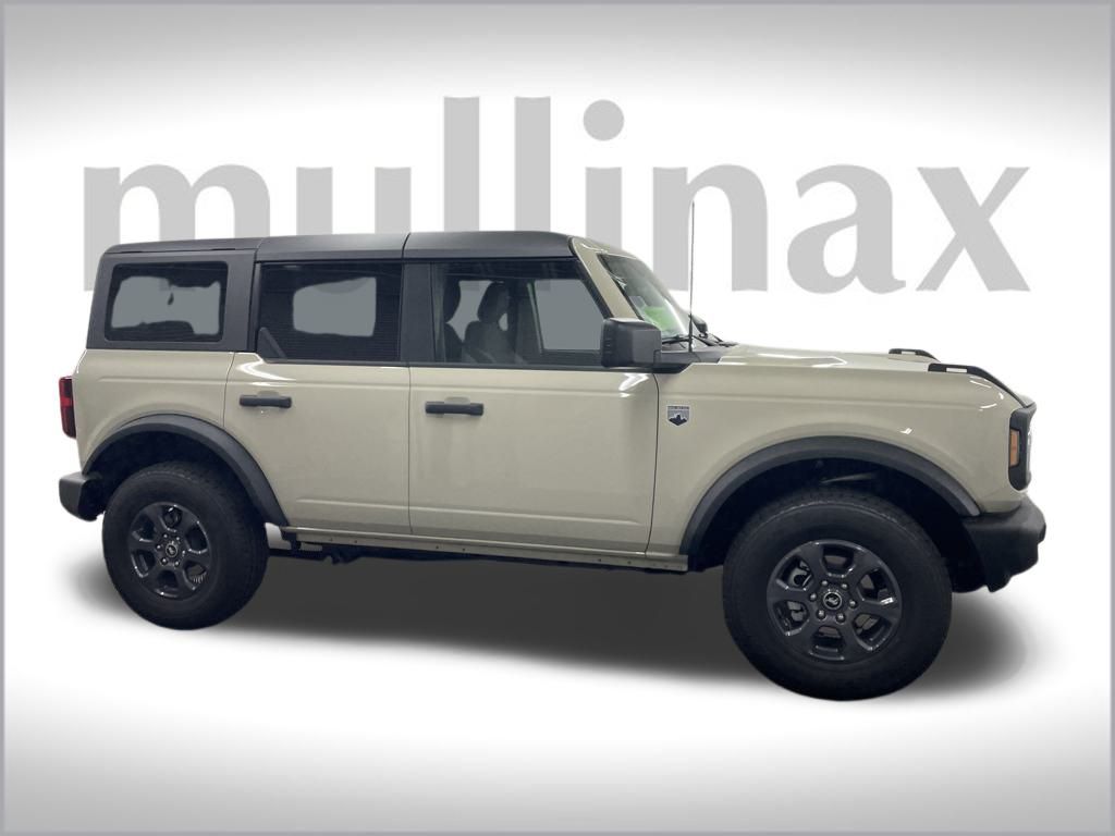 2025 Ford Bronco Big Bend photo 2