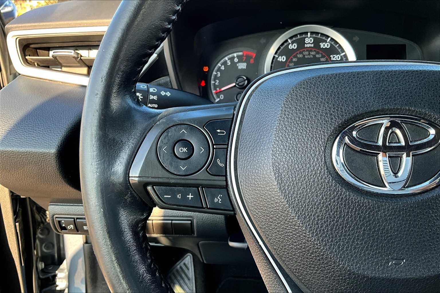 2022 Toyota Corolla SE photo 22