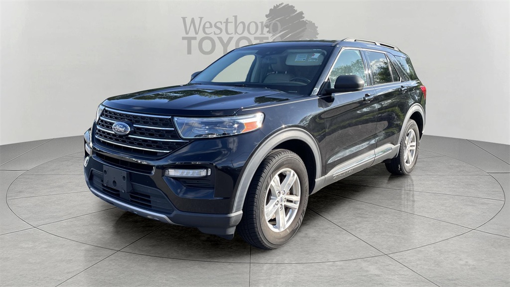 2020 Ford Explorer XLT photo 2