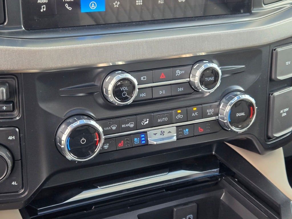 2026 Ford F-350 photo 30