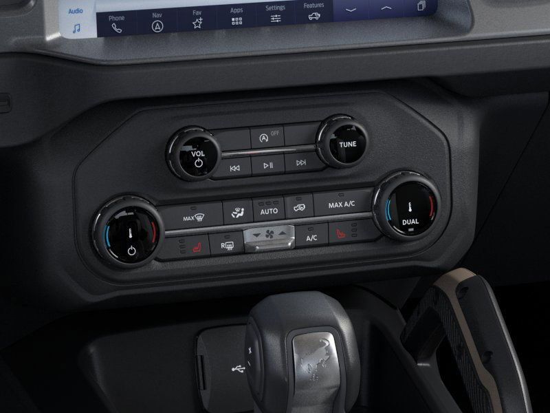 2025 Ford Bronco Badlands photo 13
