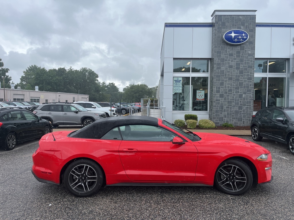 2020 Ford Mustang EcoBoost Premium photo 6