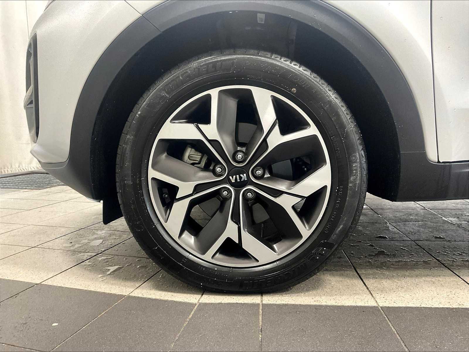 2020 Kia Sportage EX photo 4