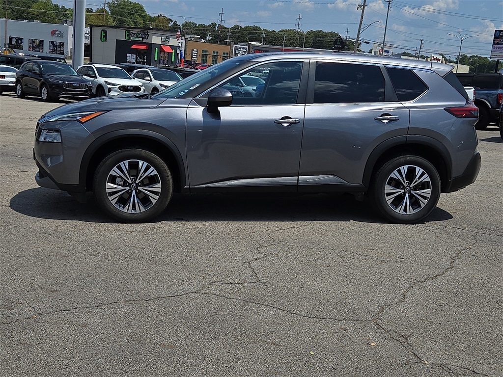 2023 Nissan Rogue SV photo 3
