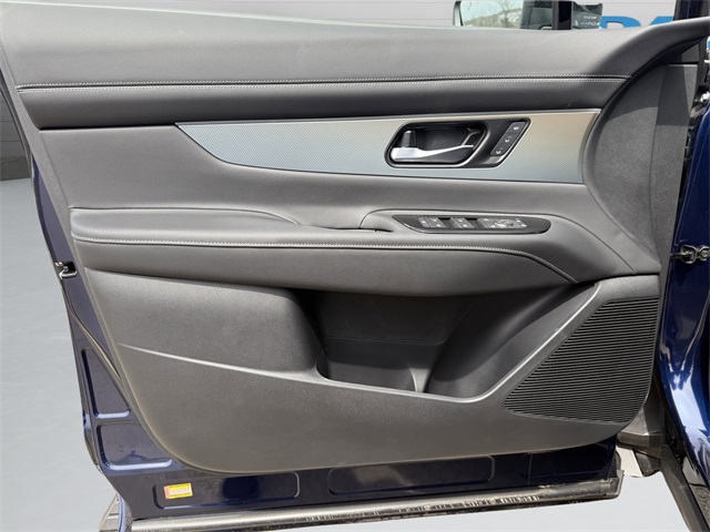 2025 Nissan Murano SL photo 8