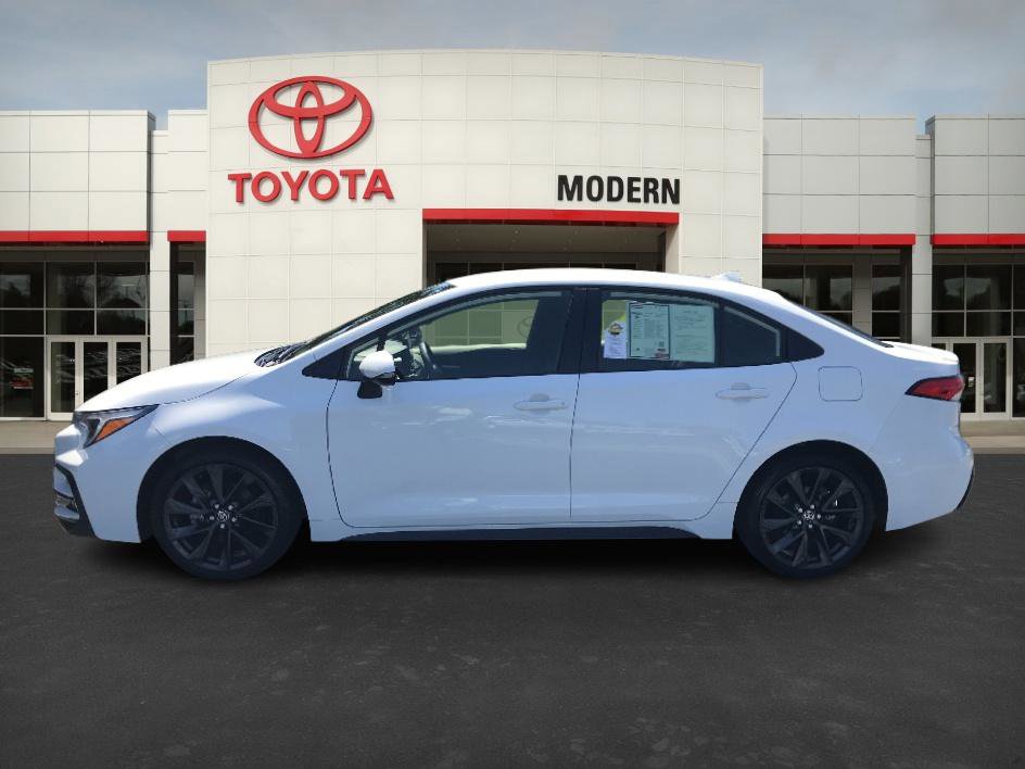 2024 Toyota Corolla XLE LE Premium SE photo 2
