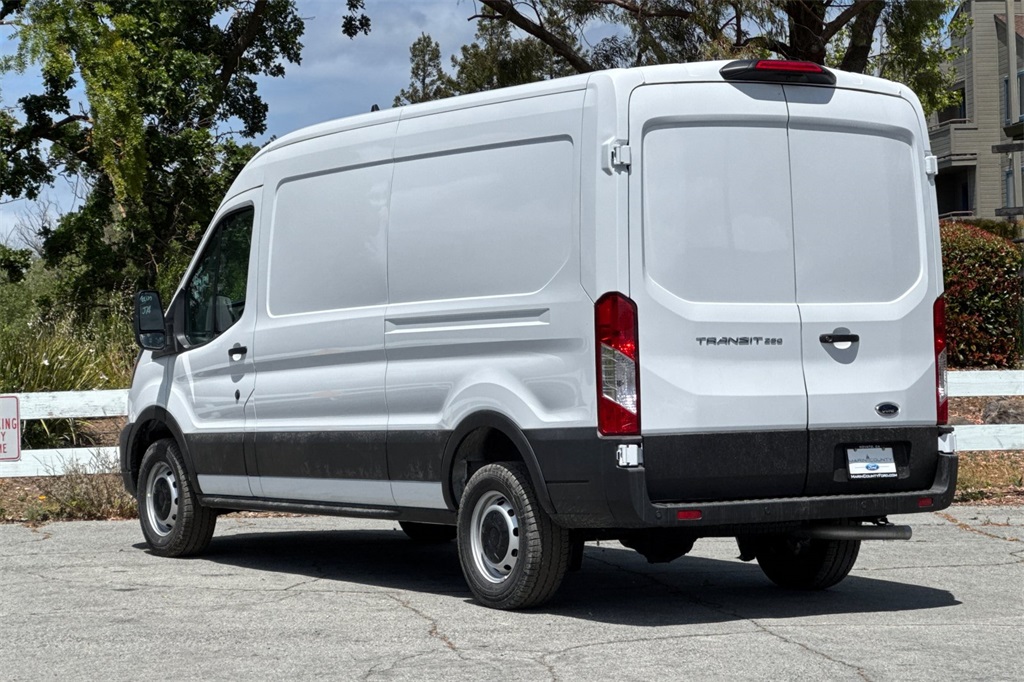 2025 Ford Transit photo 4