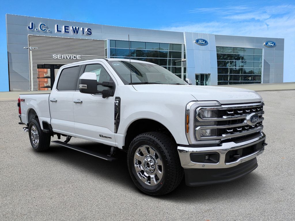 2026 Ford F-350 Super Duty Lariat's photo