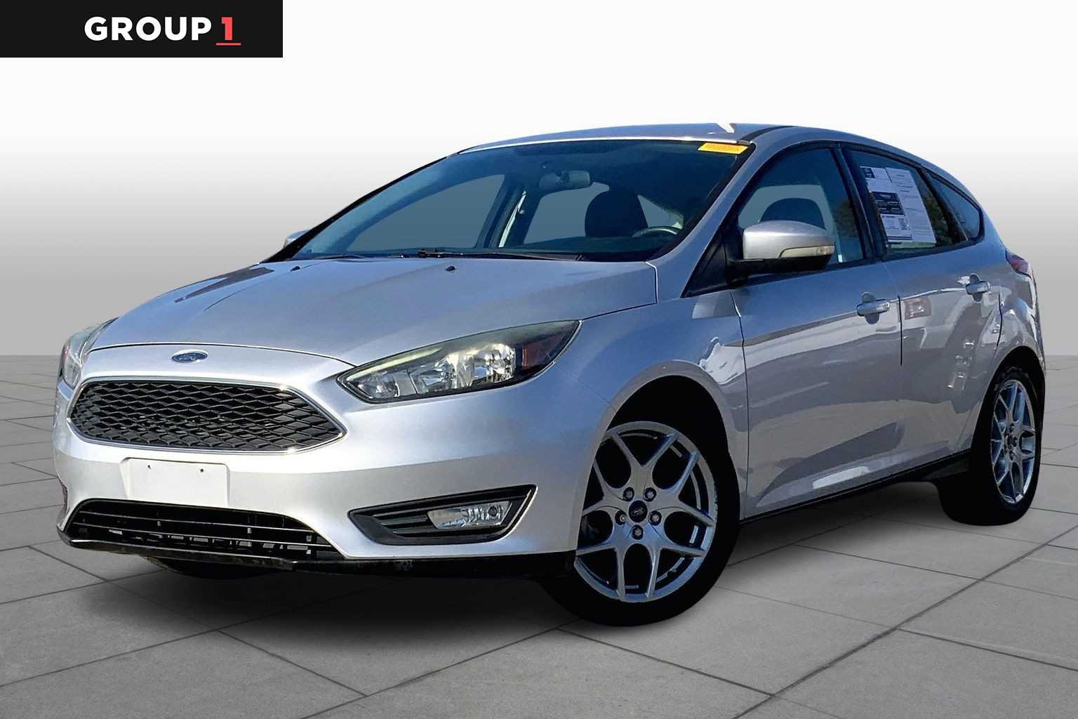 2015 Ford Focus SE's photo