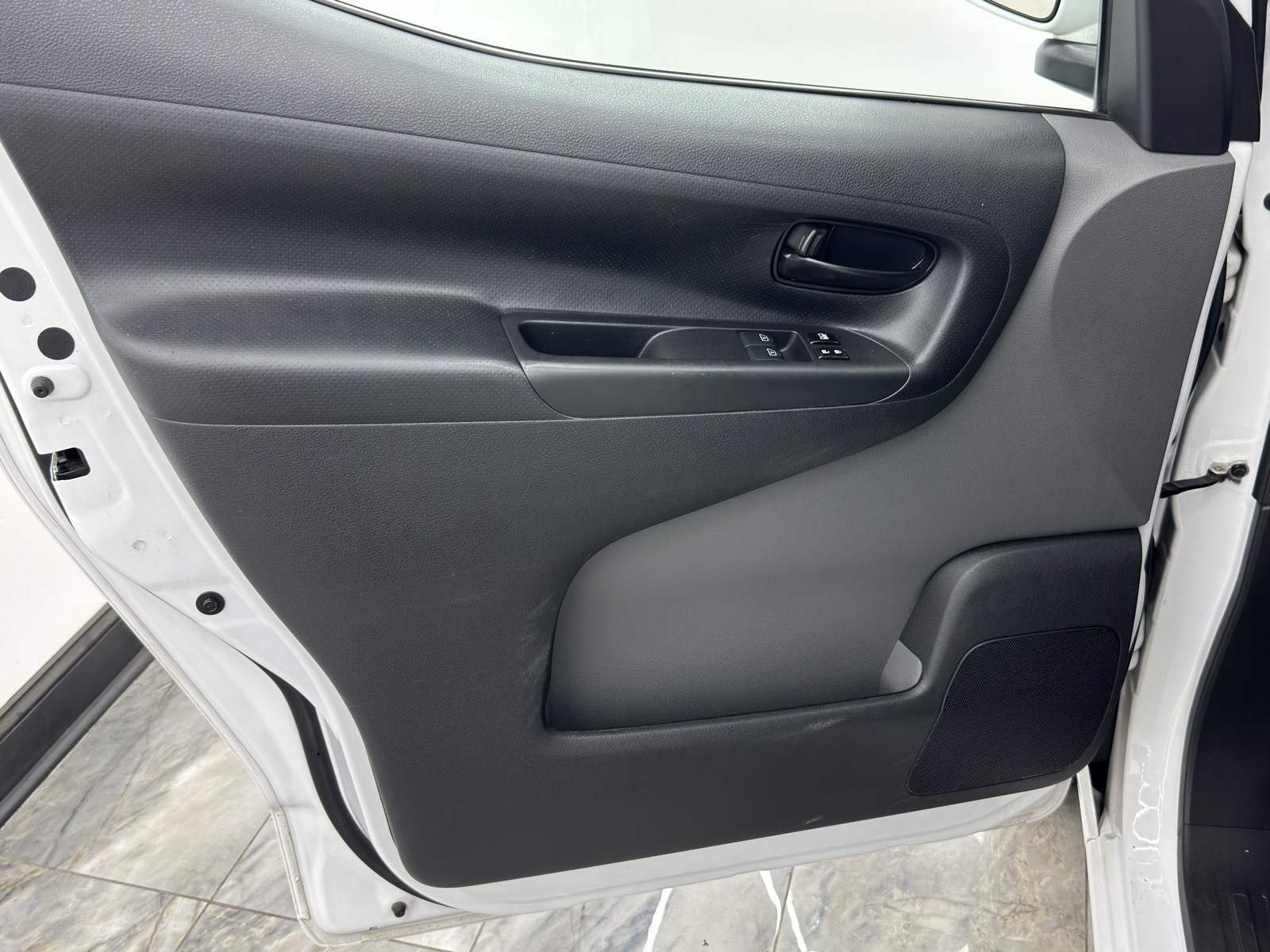 2021 Nissan NV200 SV photo 27