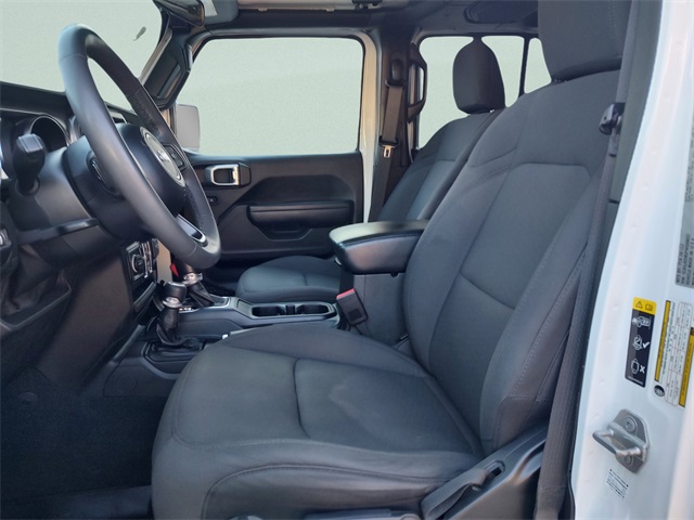 2023 Jeep Wrangler Willys photo 25