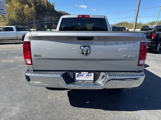 2024 Ram 1500 Classic SLT photo 3