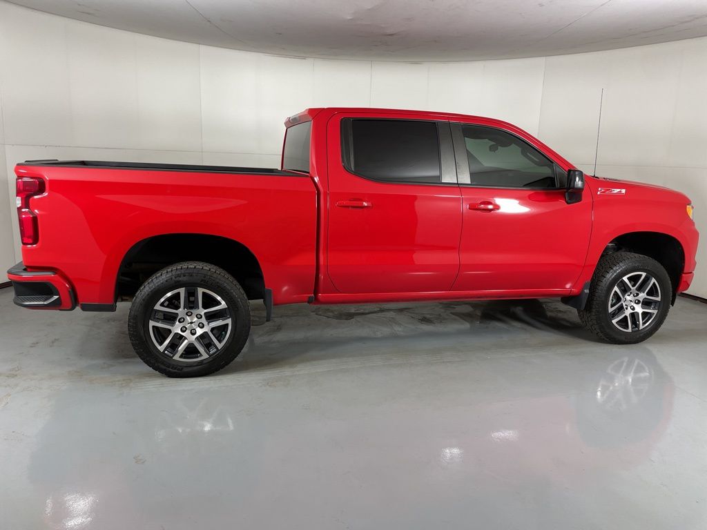 2022 Chevrolet Silverado 1500 RST photo 9