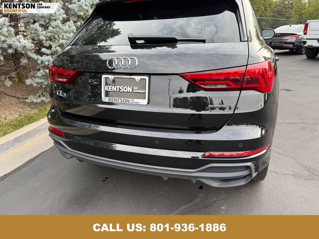 2025 Audi Q3 S line Premium photo 36