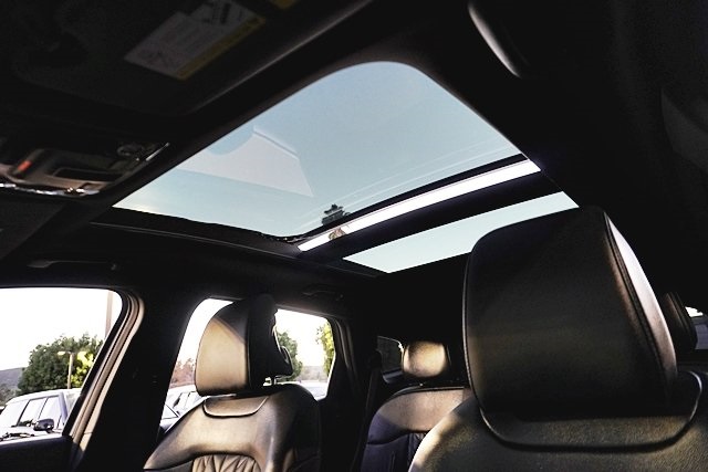 Used 2023 Gray Kia X-Line Prestige image 15