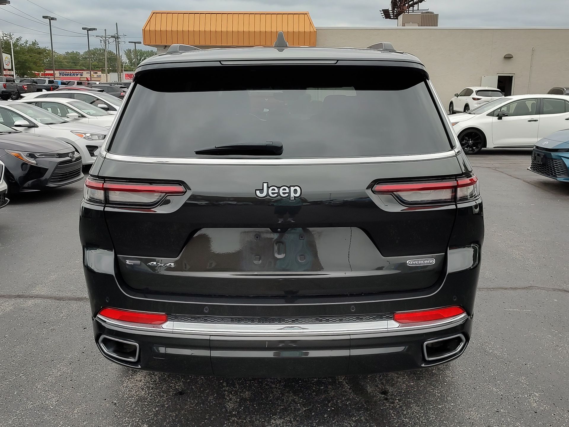 2022 Jeep Grand Cherokee Overland photo 16