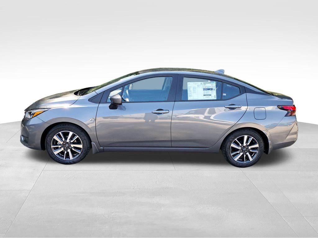2025 Nissan Versa 1.6 SV photo 2