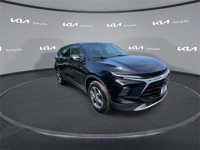 2023 Chevrolet Blazer 2LT photo 3