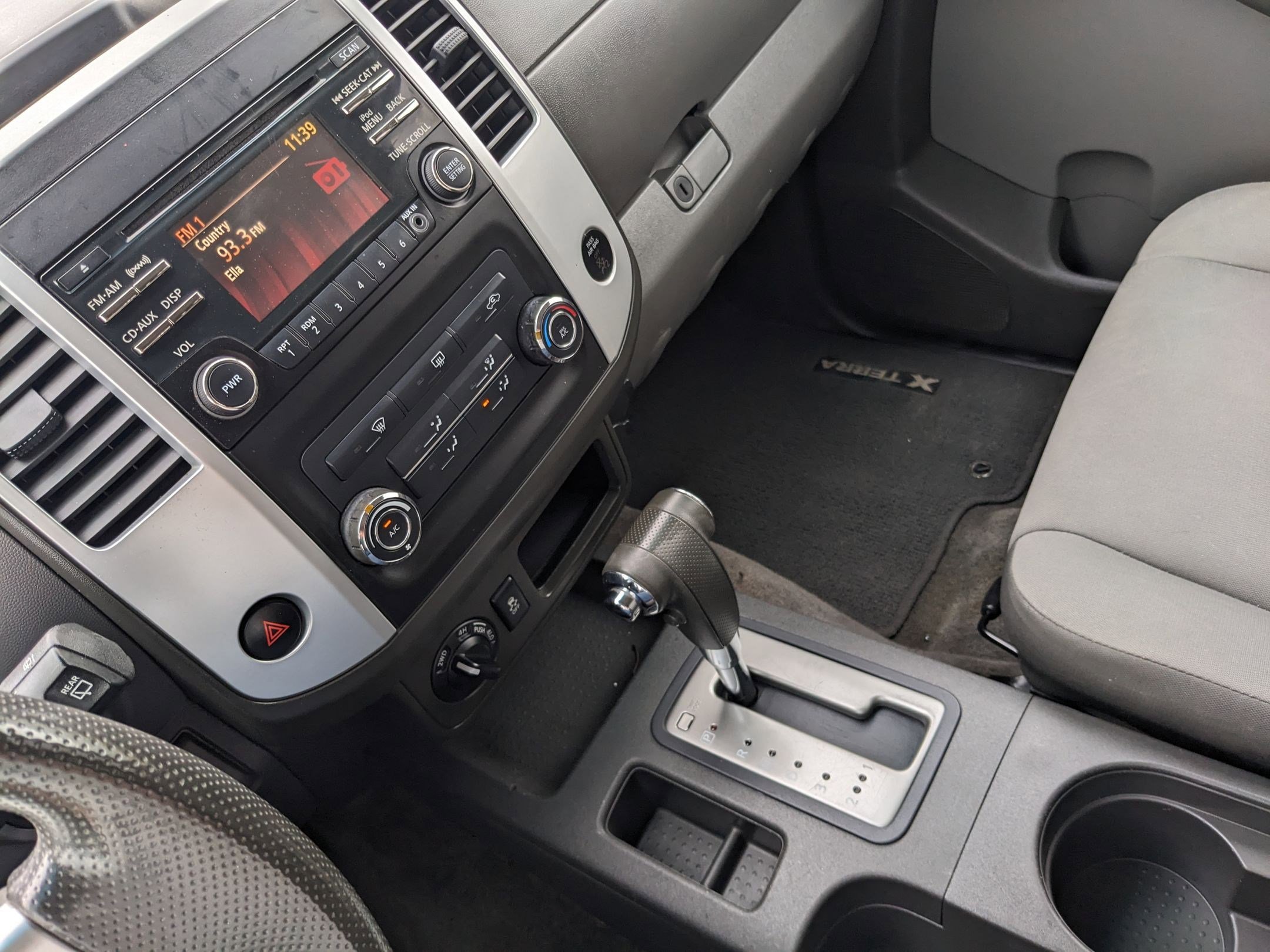 2014 Nissan Xterra S photo 13