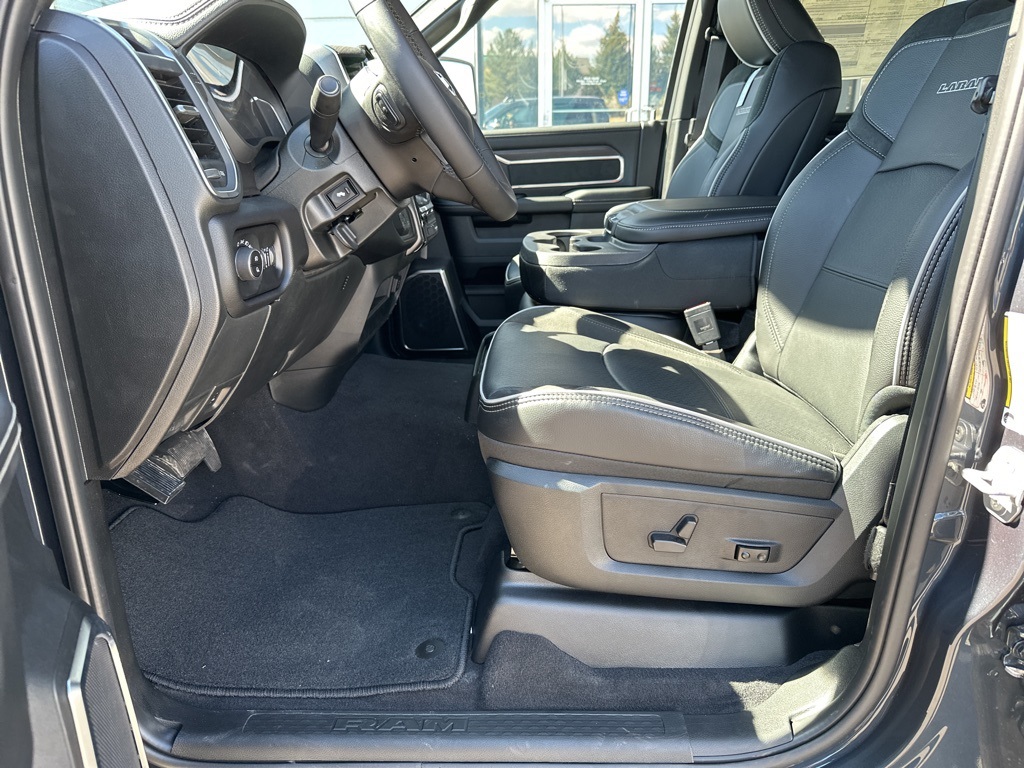 2025 Ram 2500 Laramie photo 11