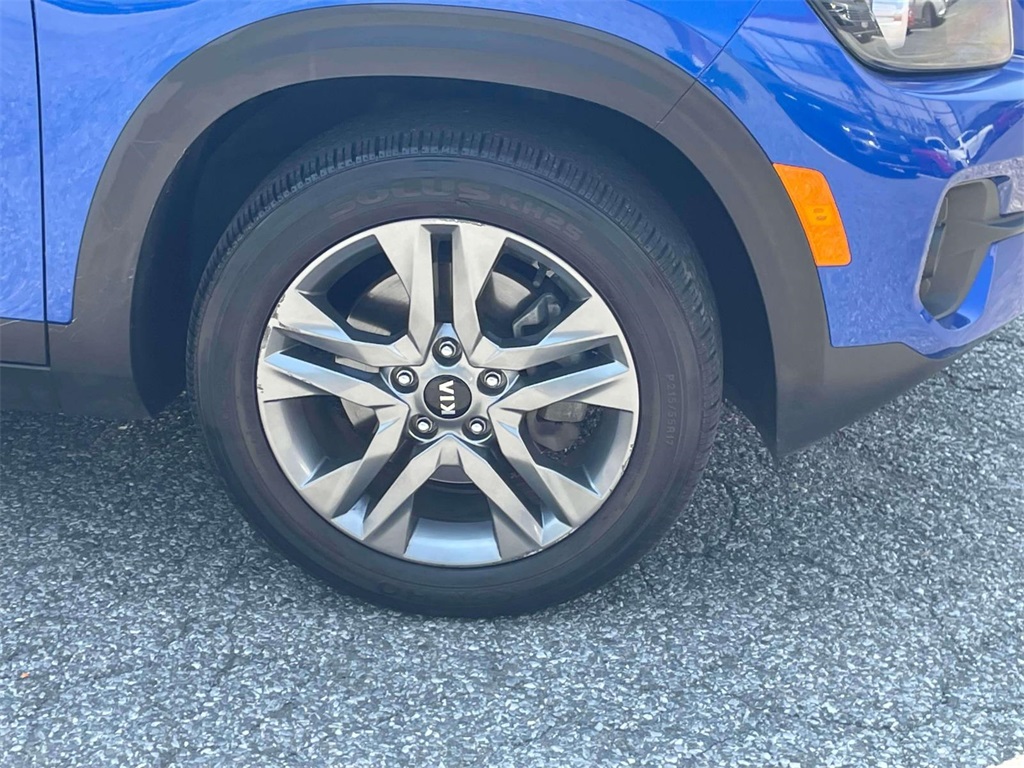 2021 Kia Seltos S photo 8