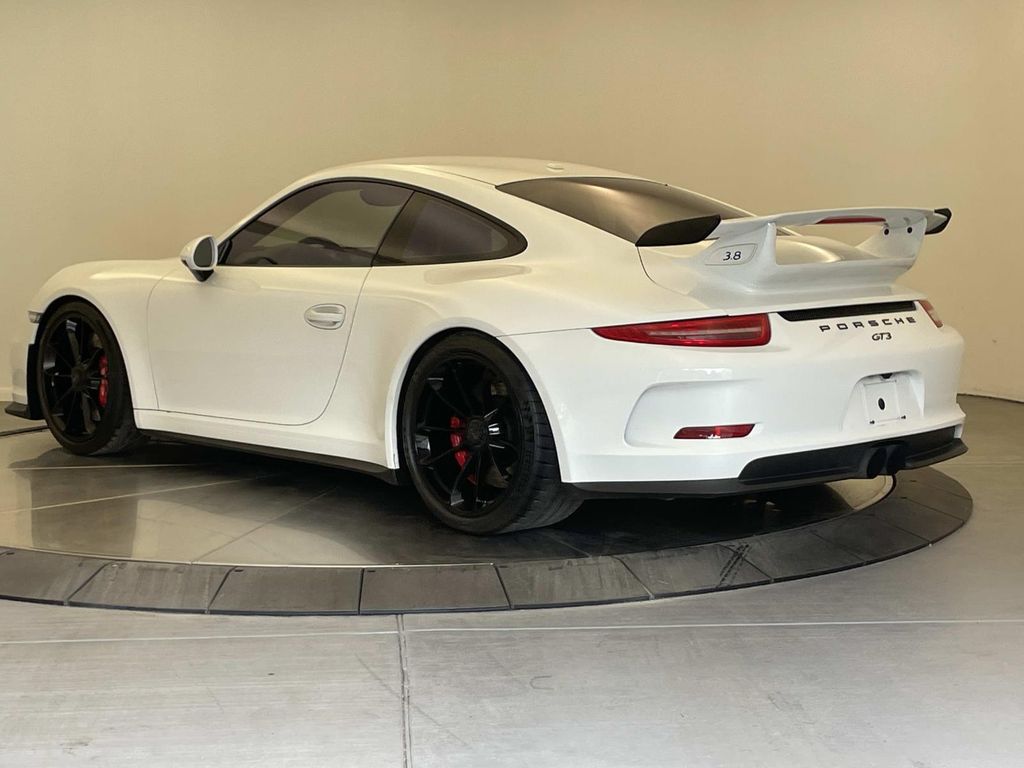 2015 Porsche 911 GT3 photo 3