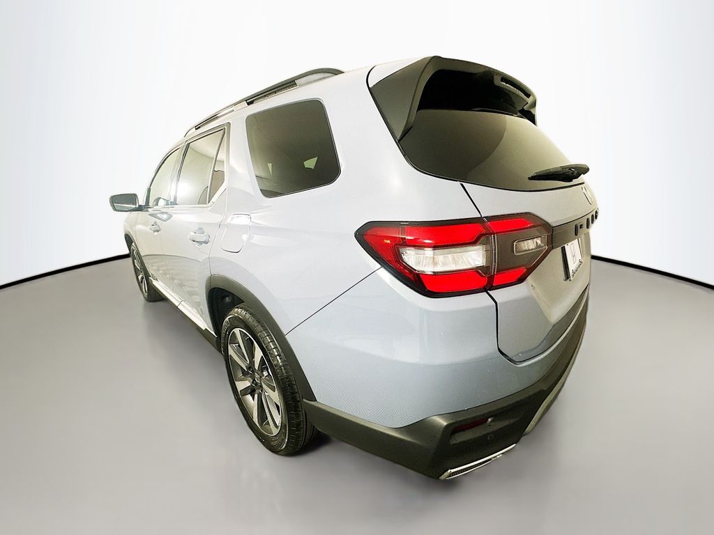 2025 Honda Pilot Touring photo 7