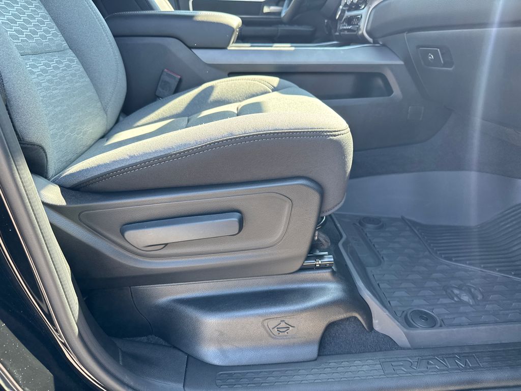 2025 Ram 1500 Big Horn Lone Star photo 13