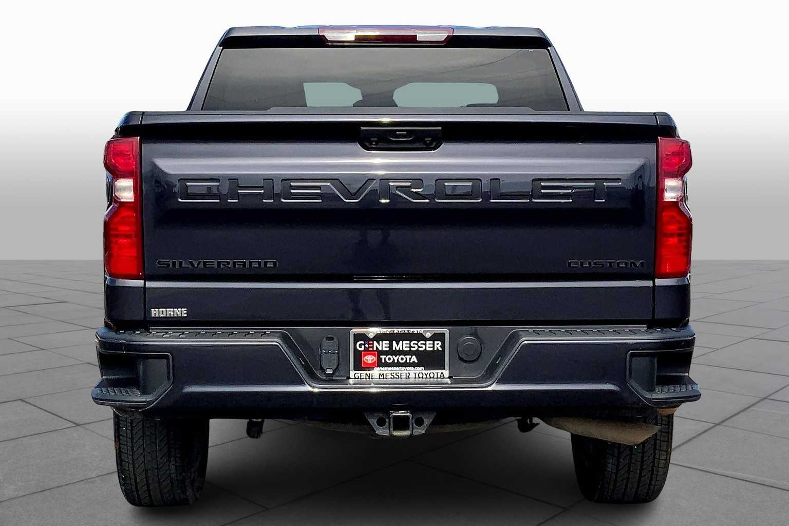 2023 Chevrolet Silverado 1500 Custom photo 4