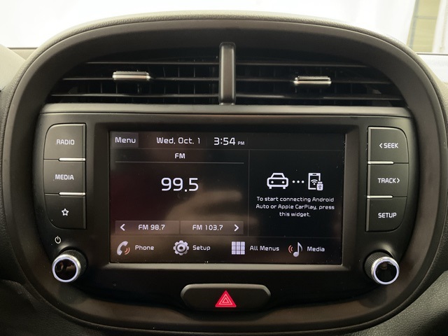 2024 Kia Soul LX photo 18