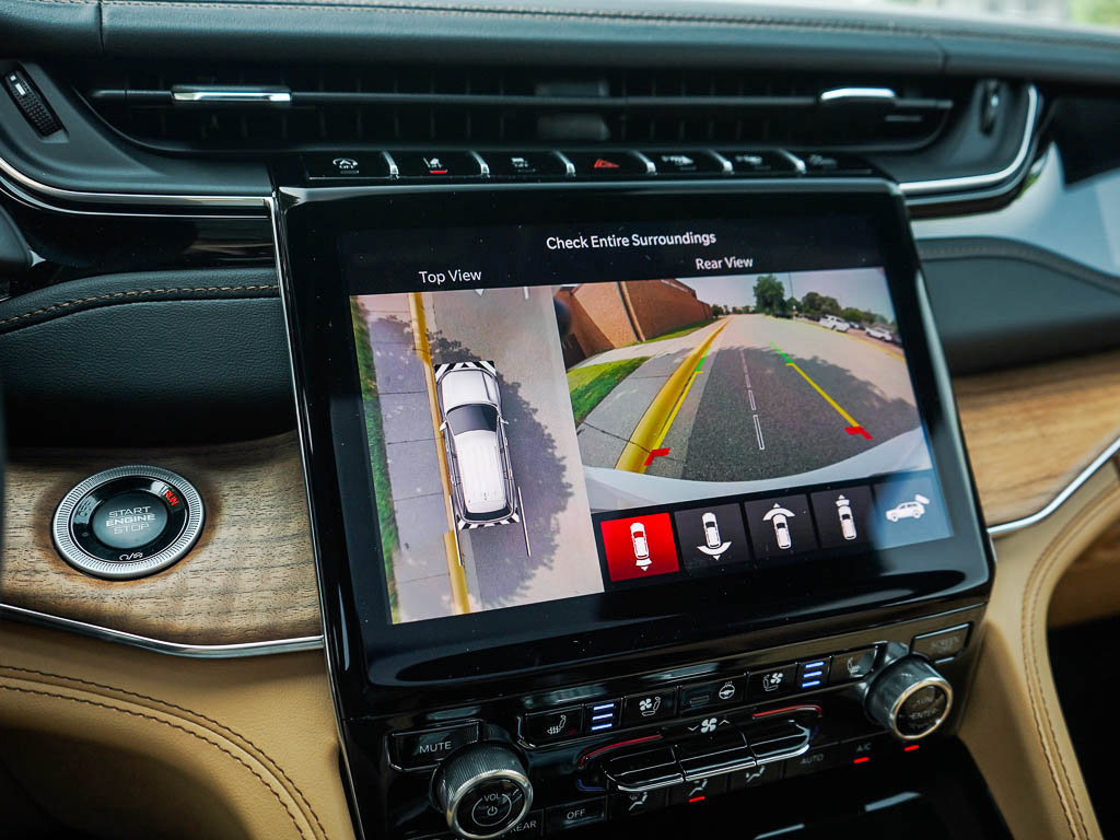 2025 Jeep Grand Cherokee L Summit photo 24