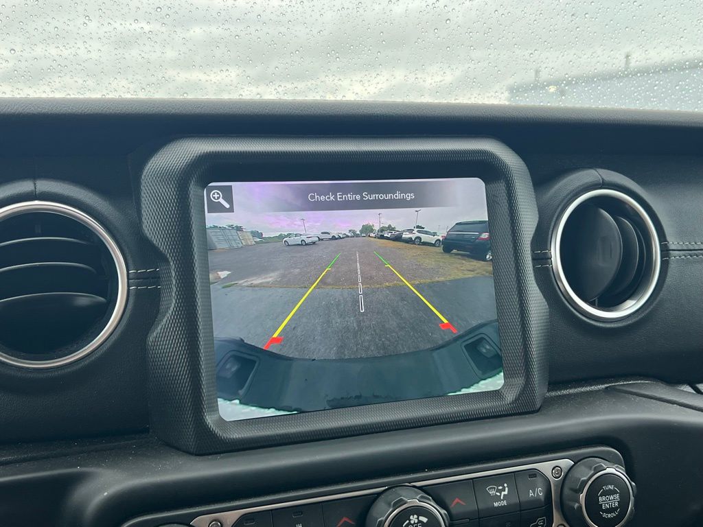 2021 Jeep Gladiator Overland photo 21