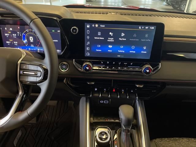 2025 Chevrolet Colorado Z71 photo 15