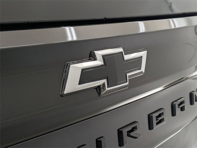 2025 Chevrolet Suburban Premier photo 11