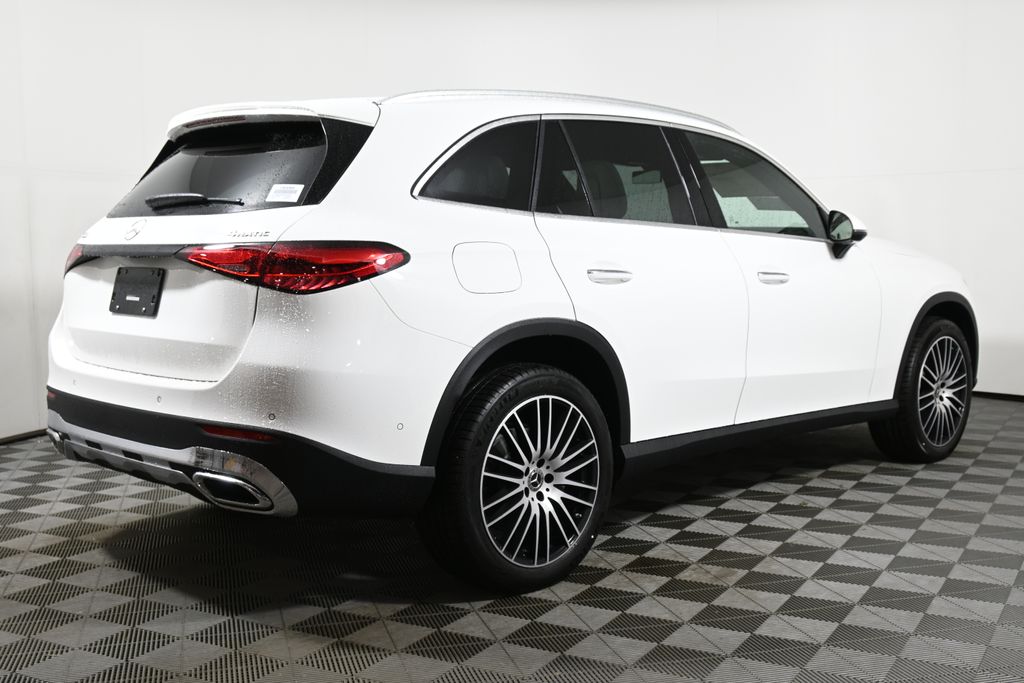 2025 Mercedes Benz GLC 300 4MATIC photo 5